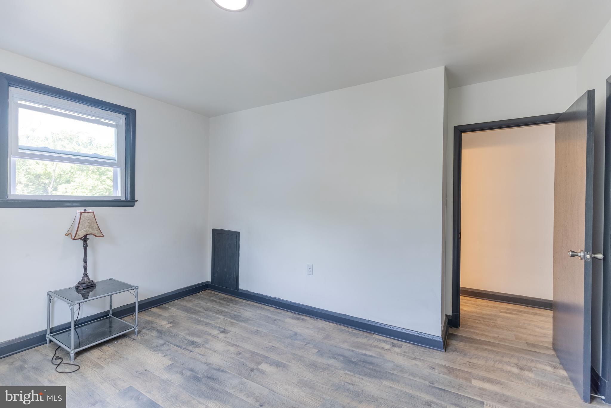 4807 1/2 Calumet Ave