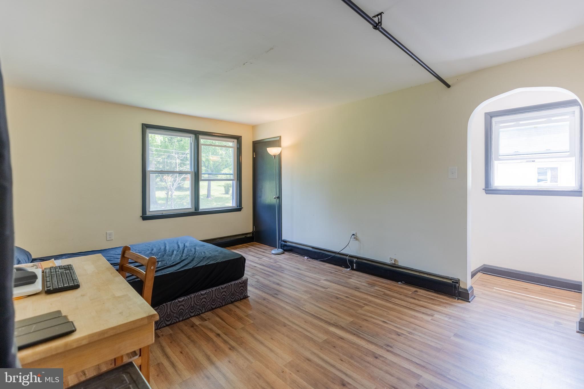 4807 1/2 Calumet Ave