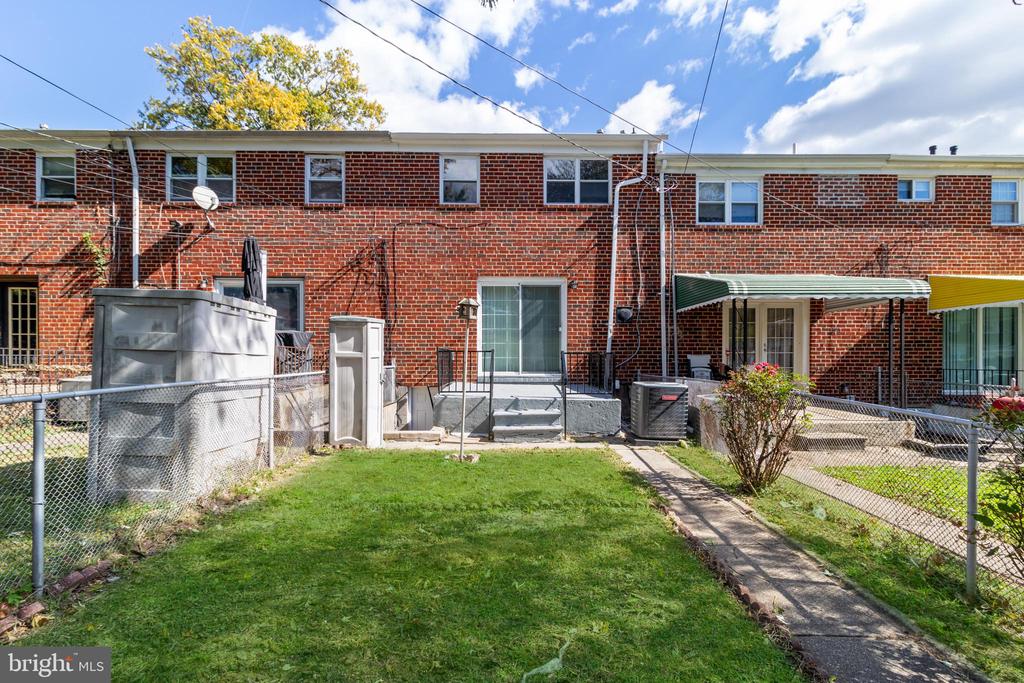 614 GIBSON ROAD