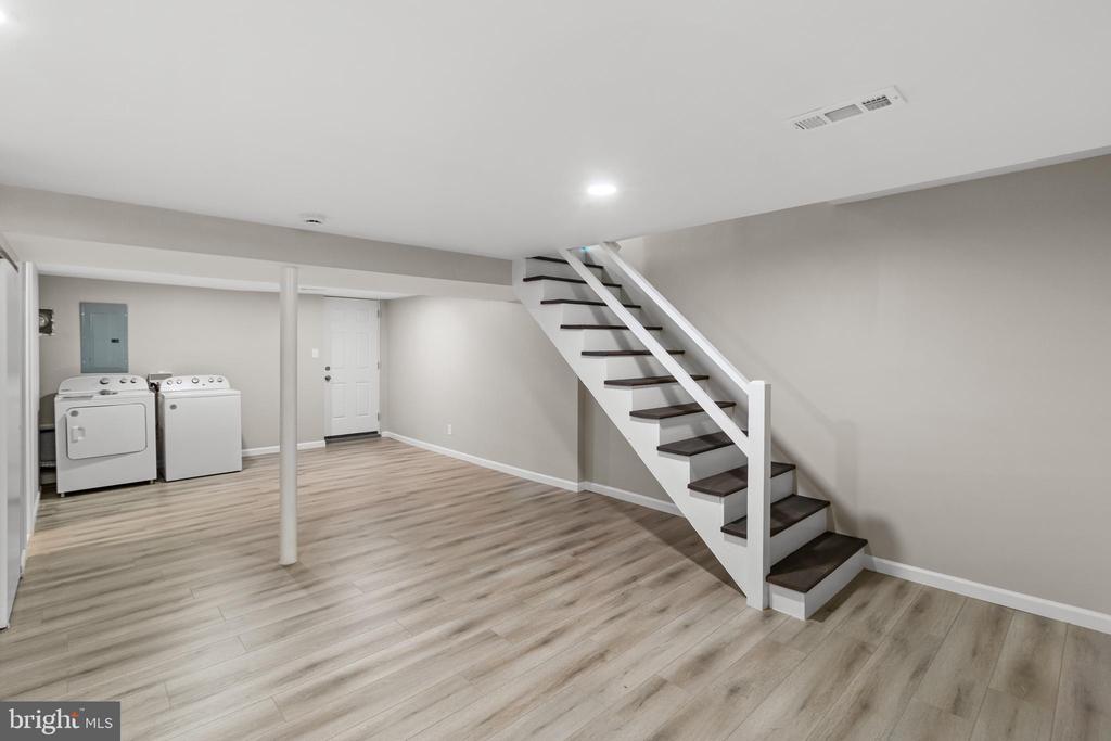 614 GIBSON ROAD