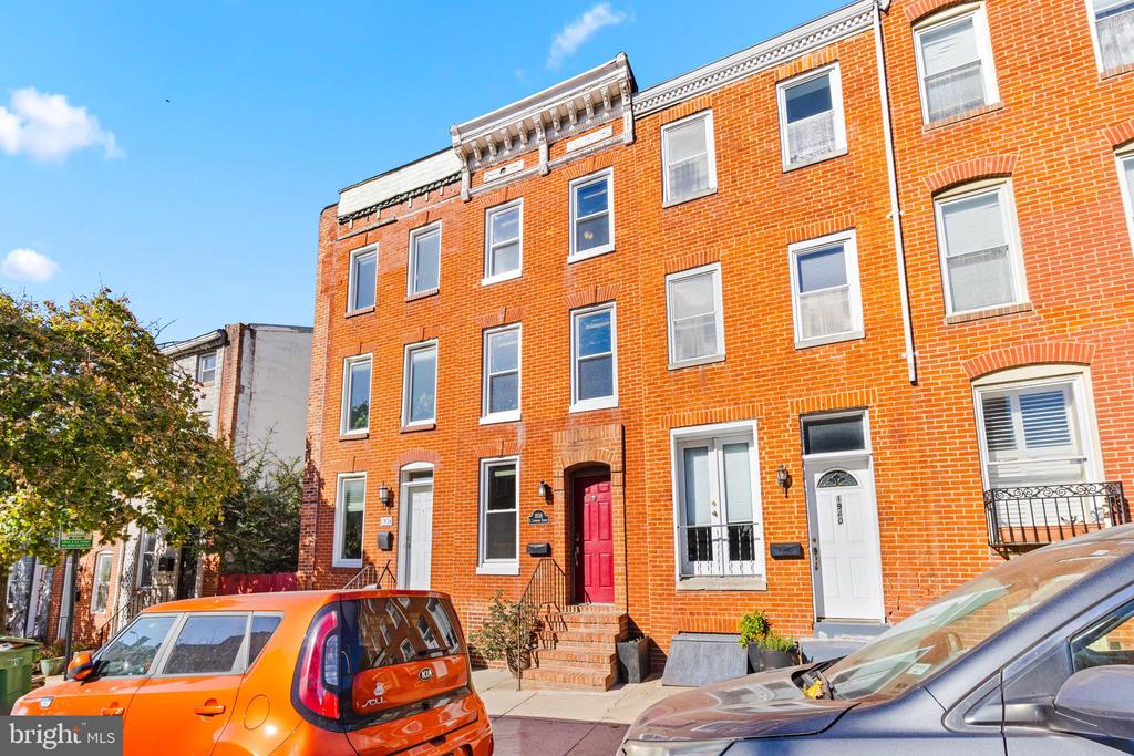 1938 E LOMBARD STREET E