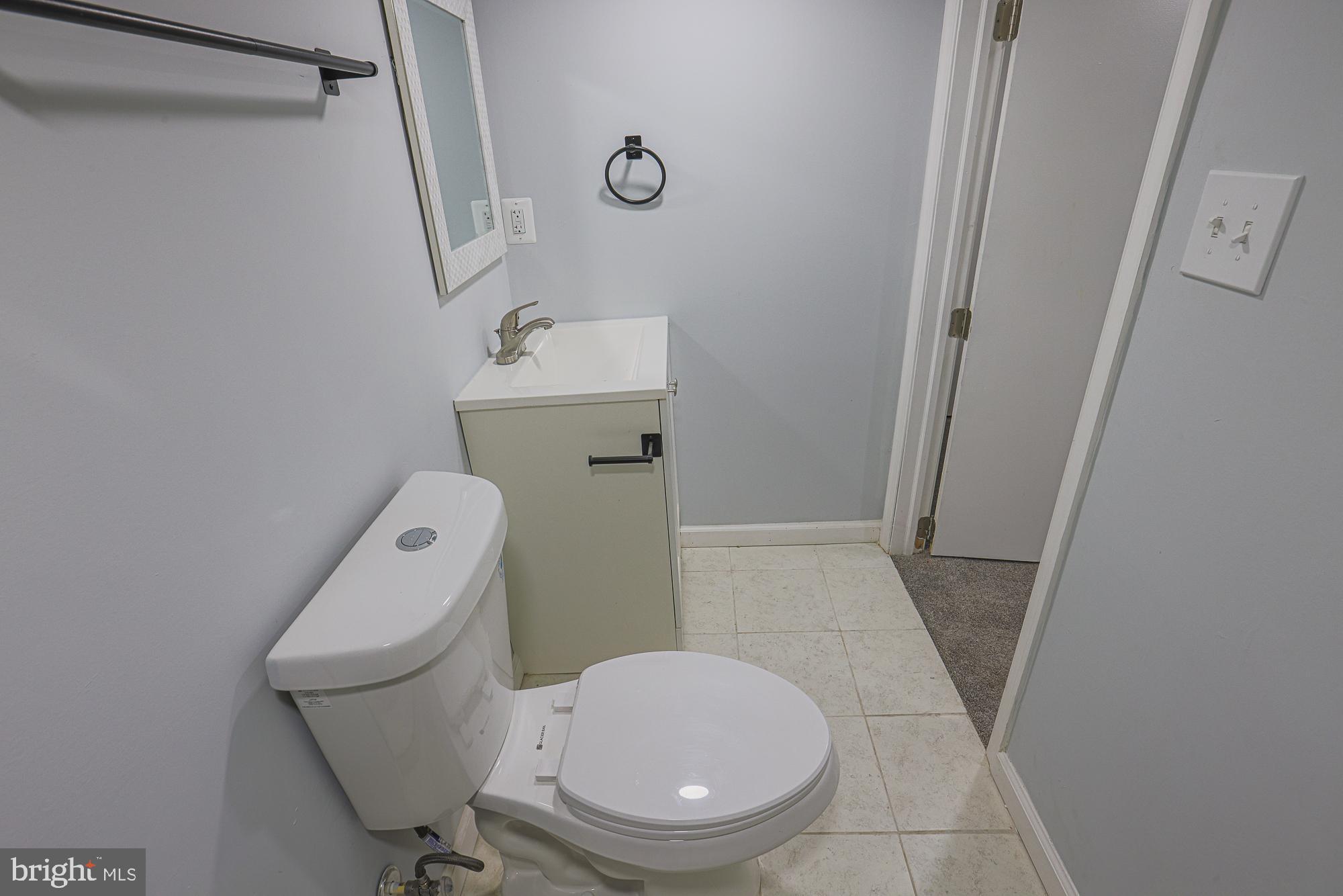 1318 N SPRING STREET