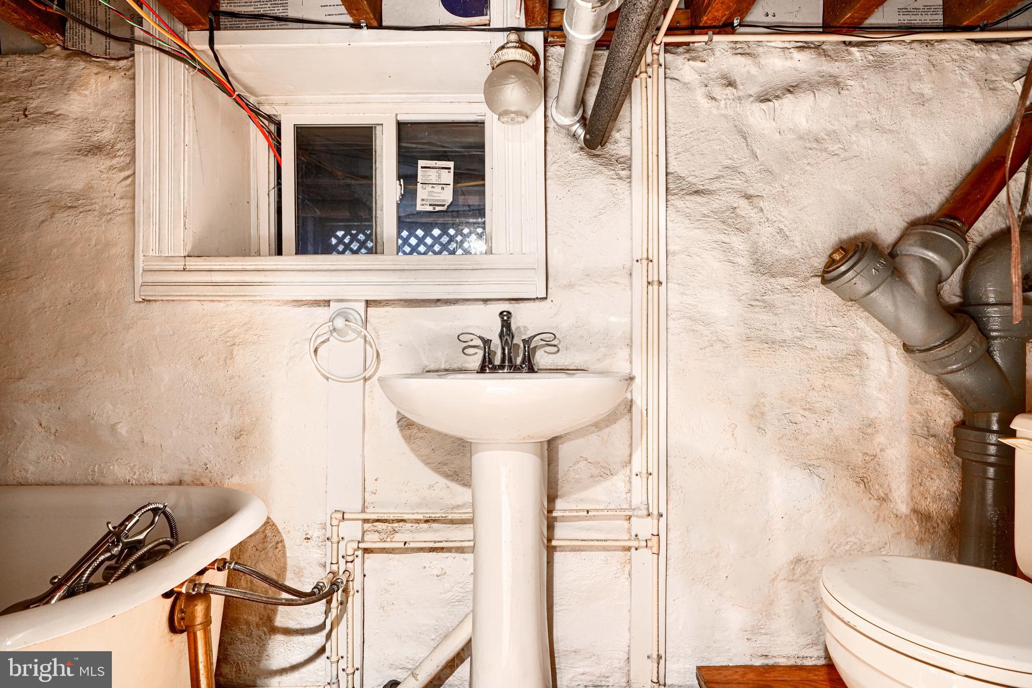 4309 VALLEY VIEW AVENUE