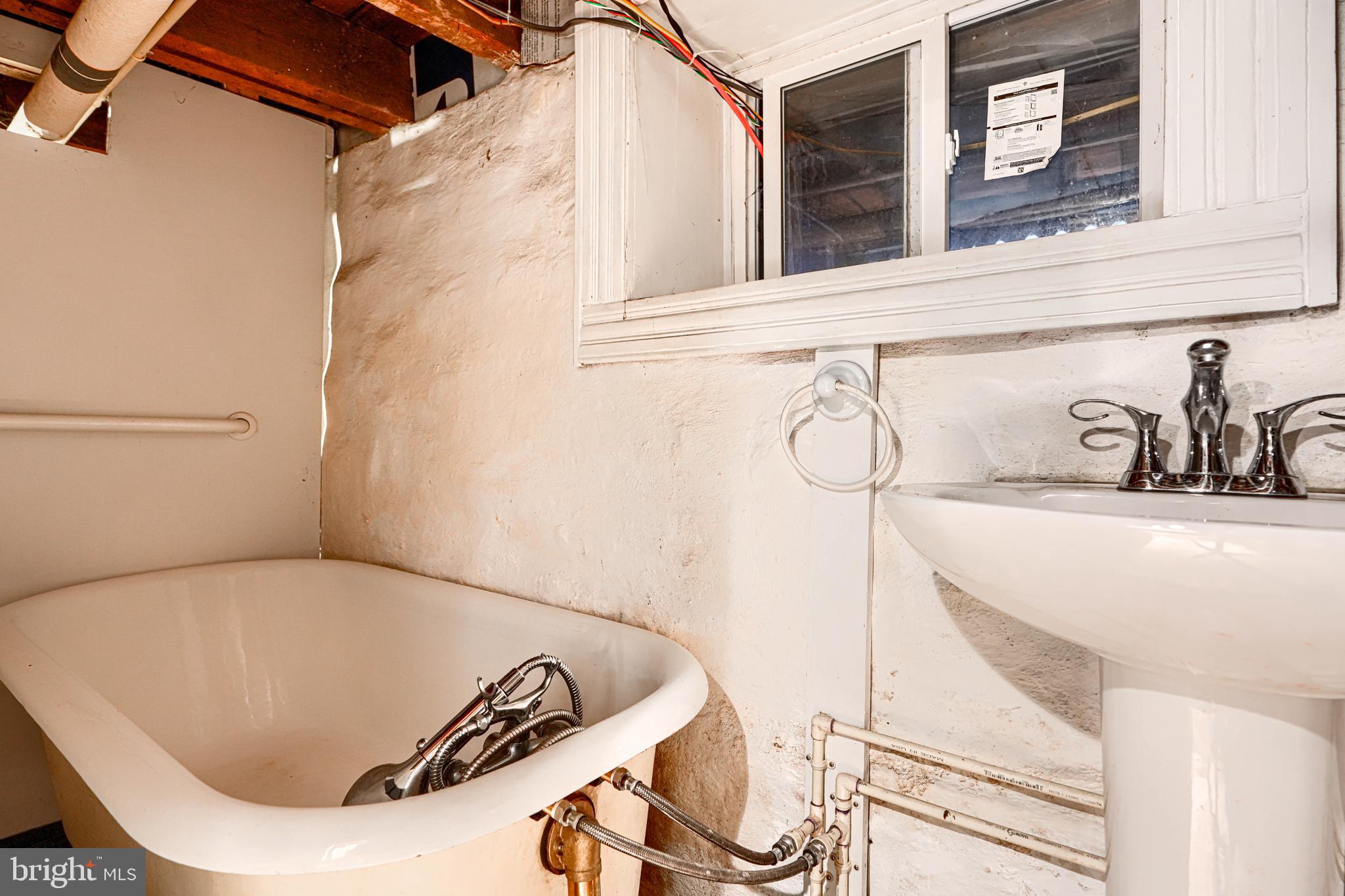 4309 VALLEY VIEW AVENUE