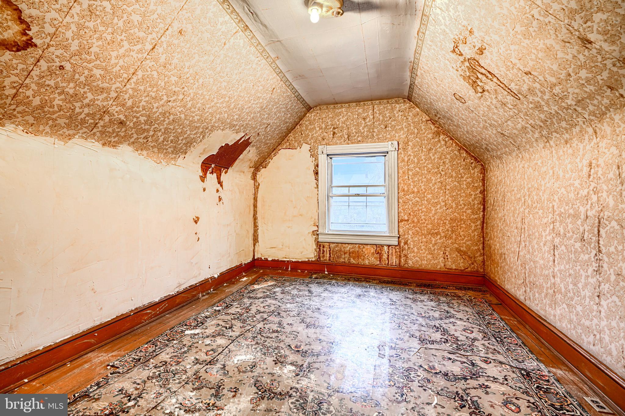 4309 VALLEY VIEW AVENUE