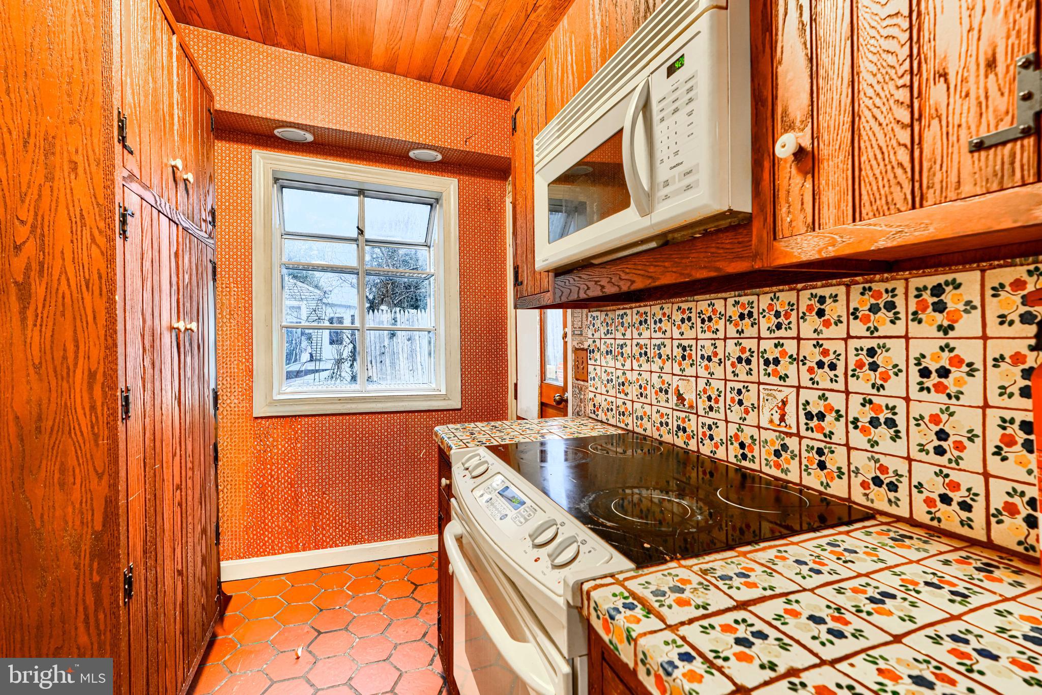 4309 VALLEY VIEW AVENUE