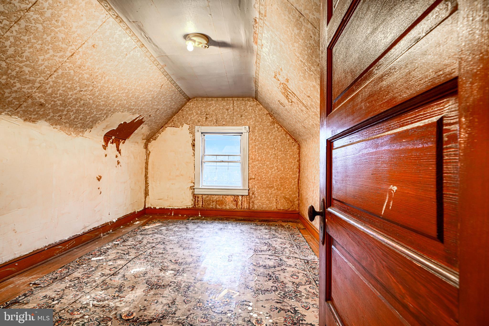 4309 VALLEY VIEW AVENUE