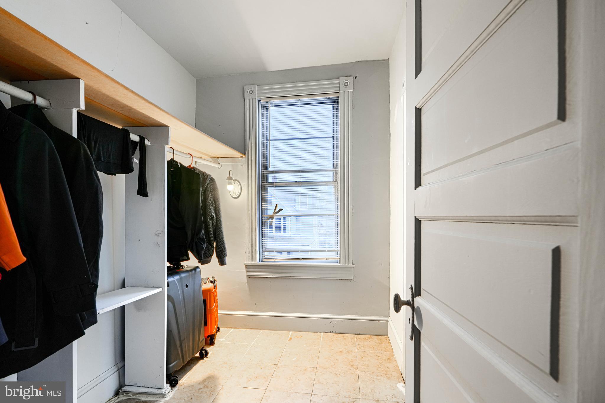 4309 VALLEY VIEW AVENUE