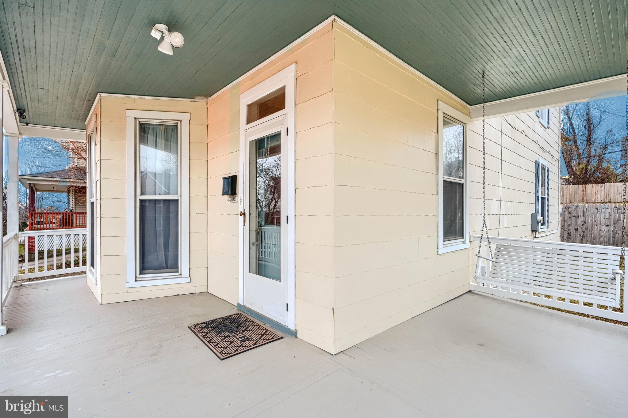 4309 VALLEY VIEW AVENUE