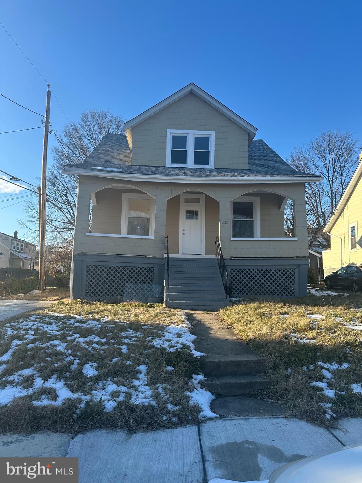 6600 HAMPNETT AVENUE