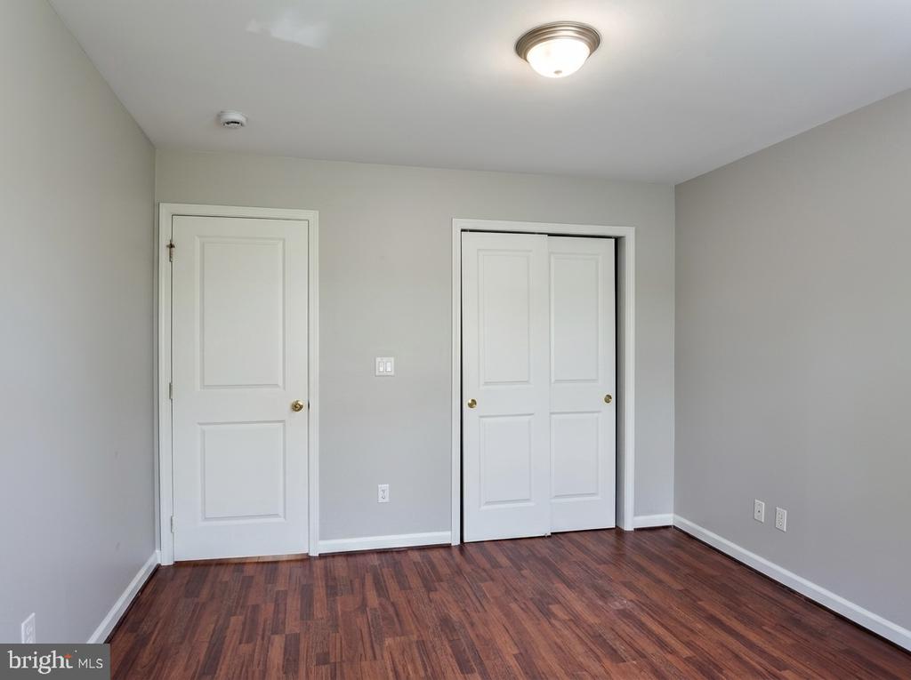 2410 E FAYETTE STREET