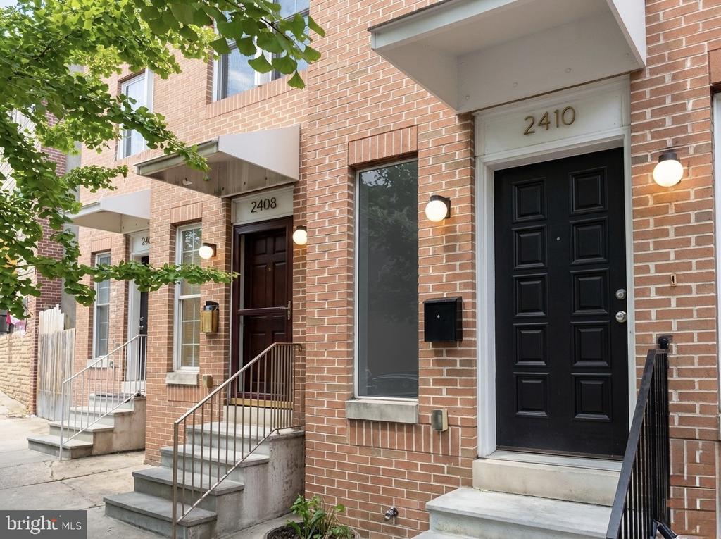 2410 E FAYETTE STREET