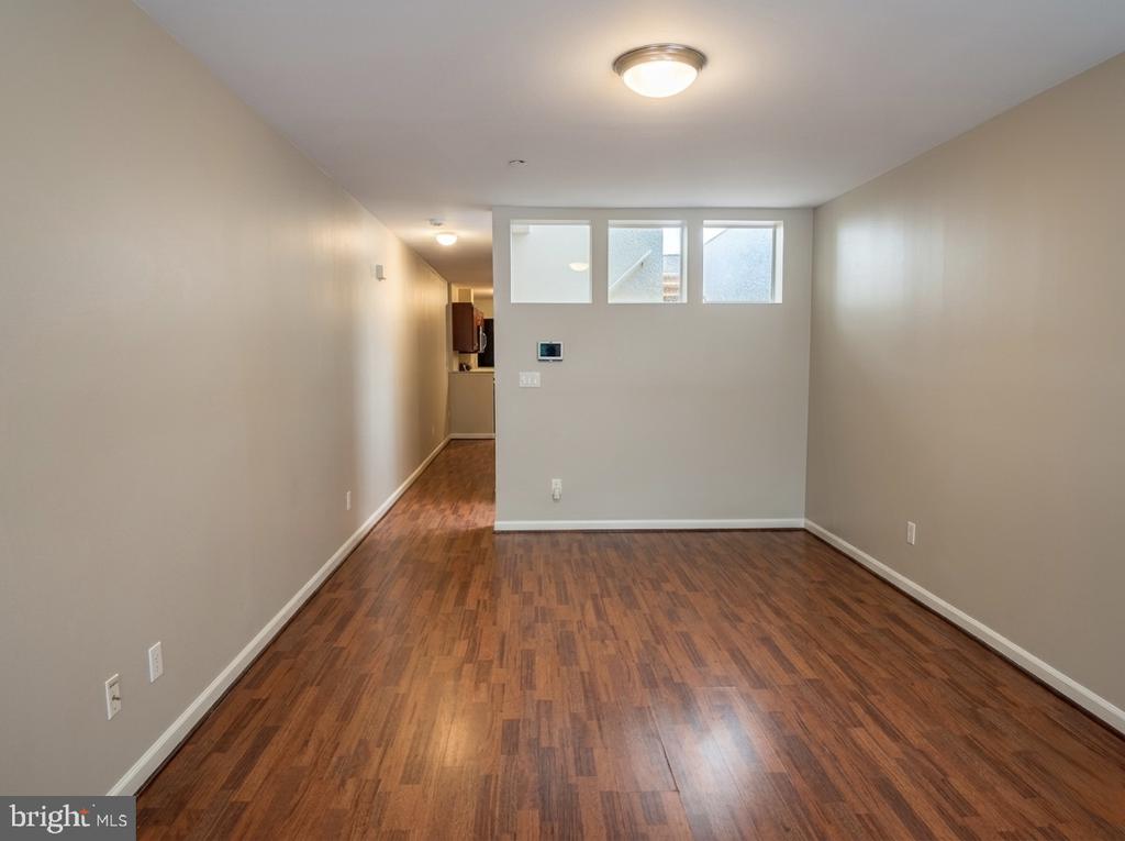 2410 E FAYETTE STREET