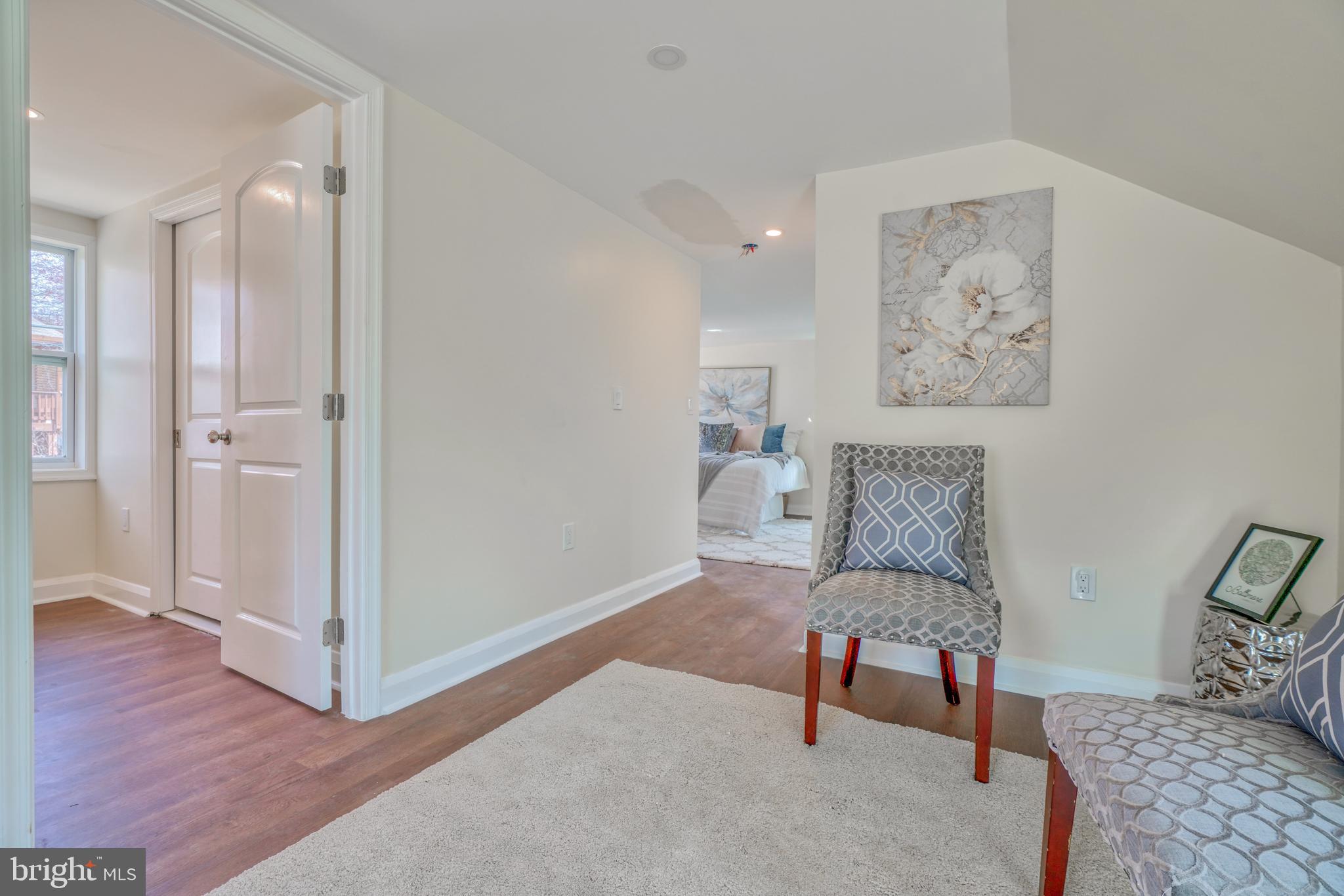 1016 Saint Albans Rd
