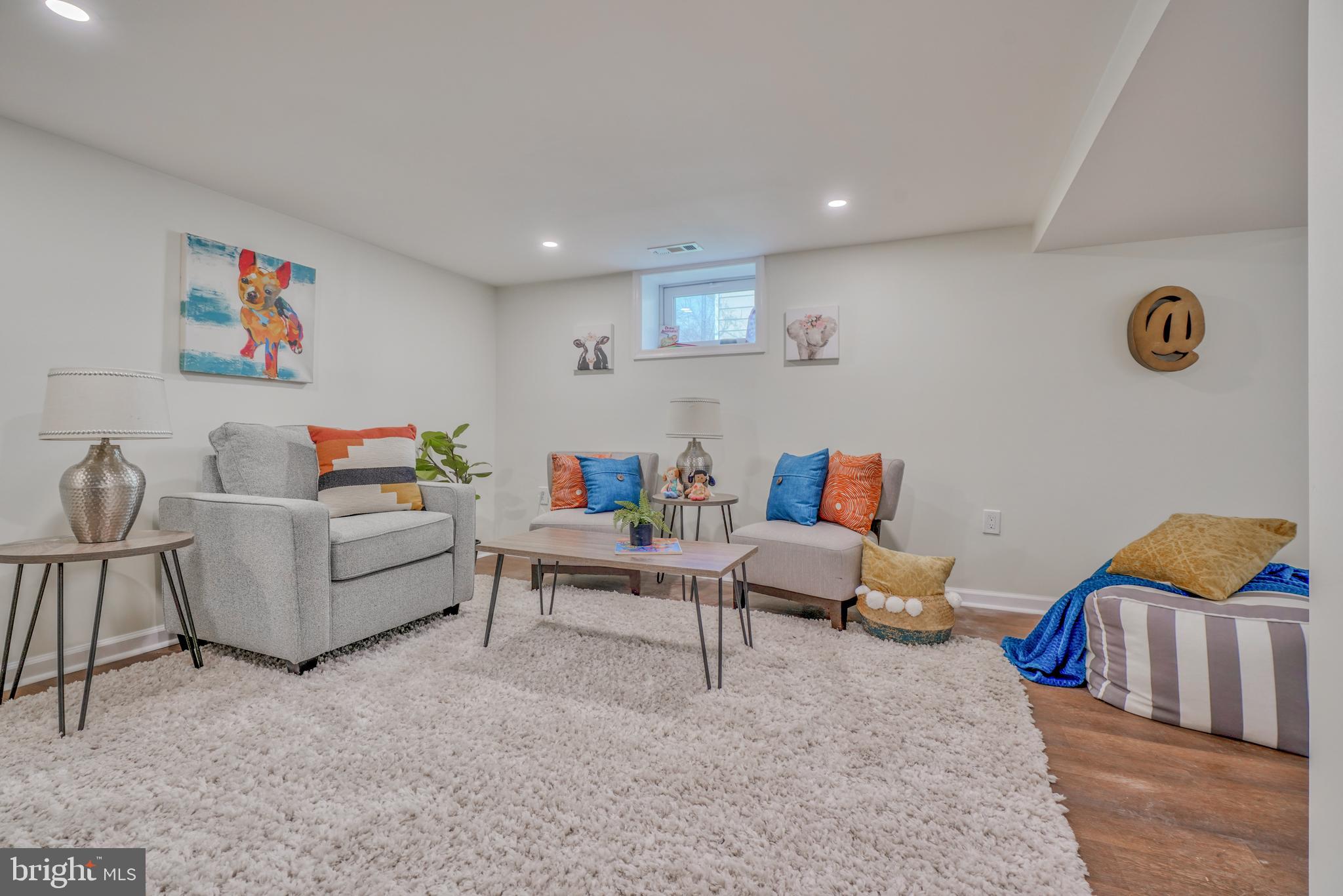 1016 Saint Albans Rd