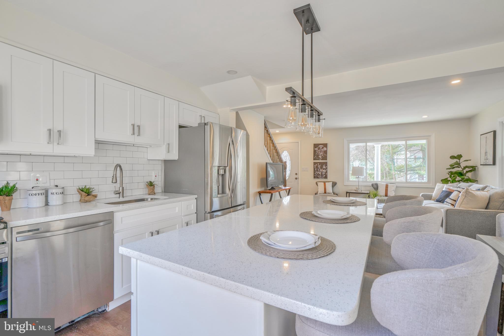 1016 Saint Albans Rd