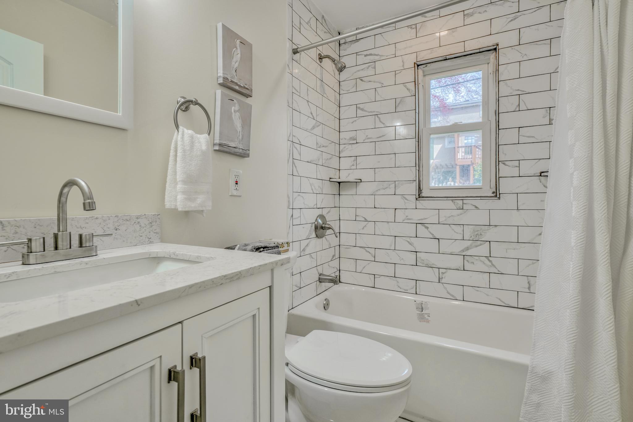 1016 Saint Albans Rd