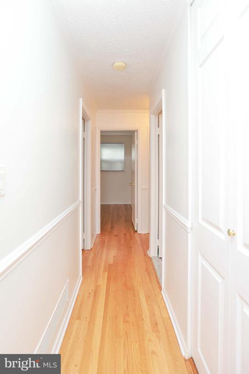 1616 Elligson Rd