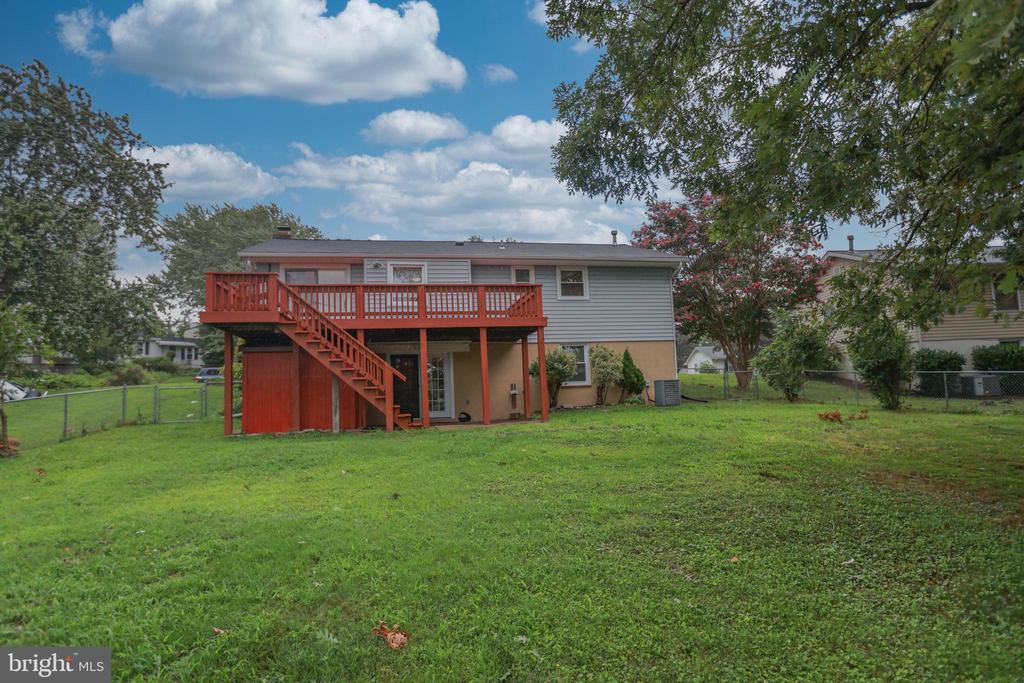 1616 Elligson Rd