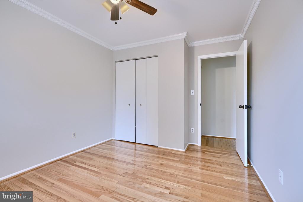 2525 Ebony Rd
