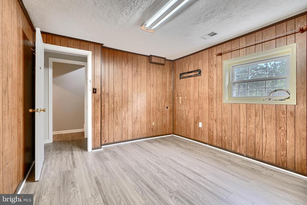 2525 Ebony Rd