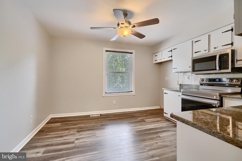 2525 Ebony Rd
