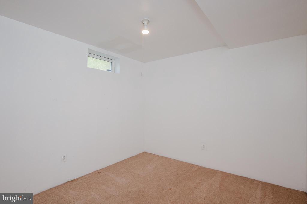 4614 RIDDLE DRIVE