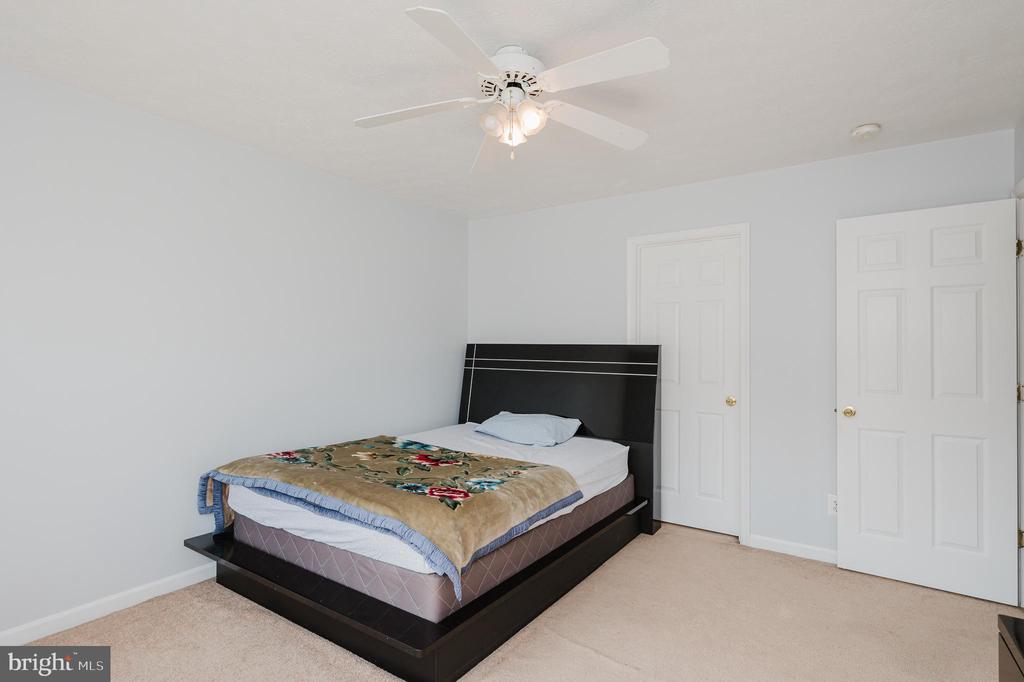 4614 RIDDLE DRIVE
