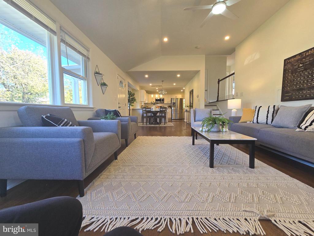1411 Shefford Rd