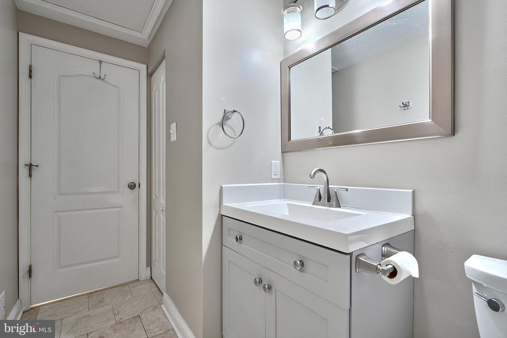 12 Shrewsbury Ct