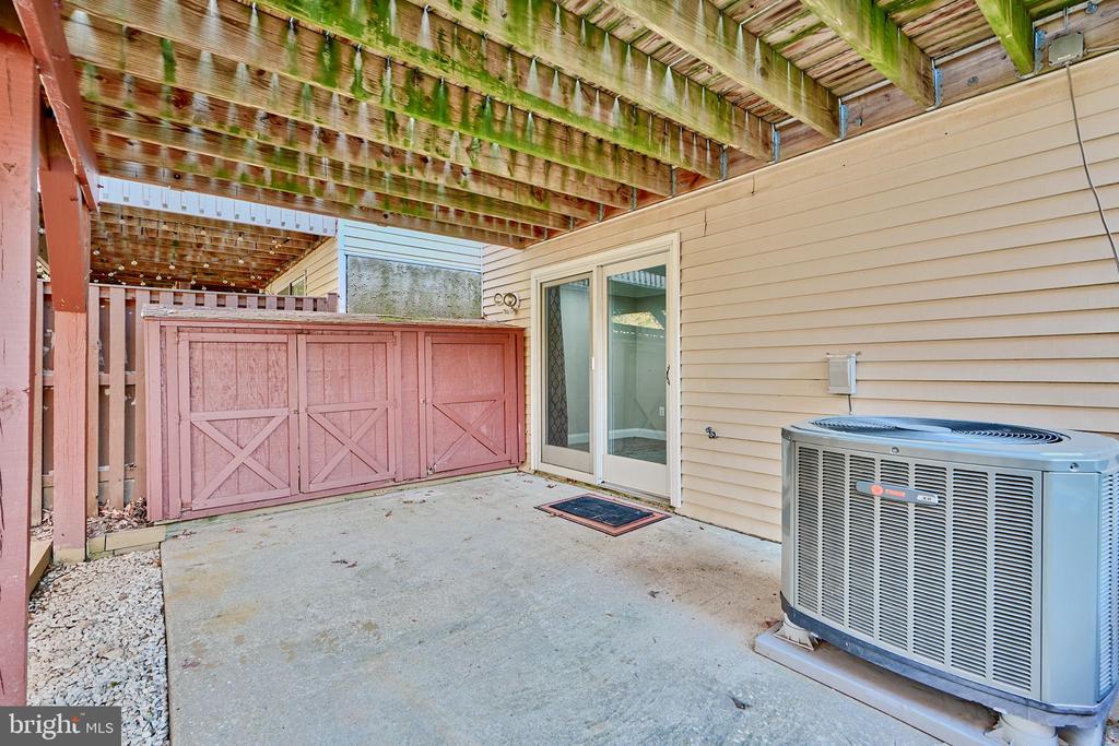 12 Shrewsbury Ct