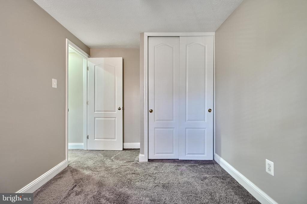 12 Shrewsbury Ct