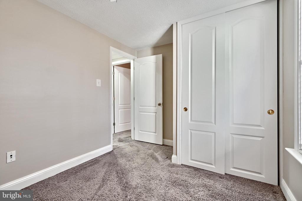 12 Shrewsbury Ct