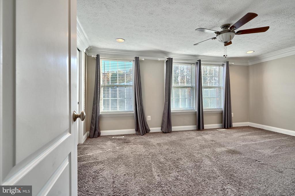 12 Shrewsbury Ct