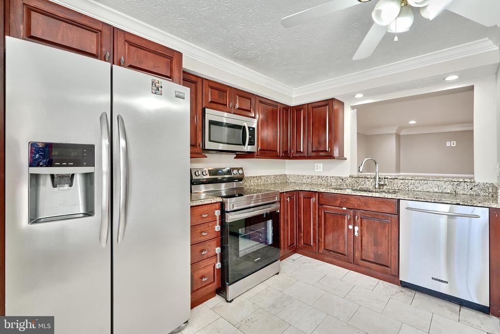 12 Shrewsbury Ct