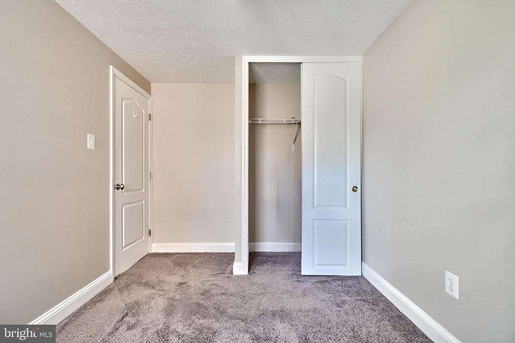 12 Shrewsbury Ct