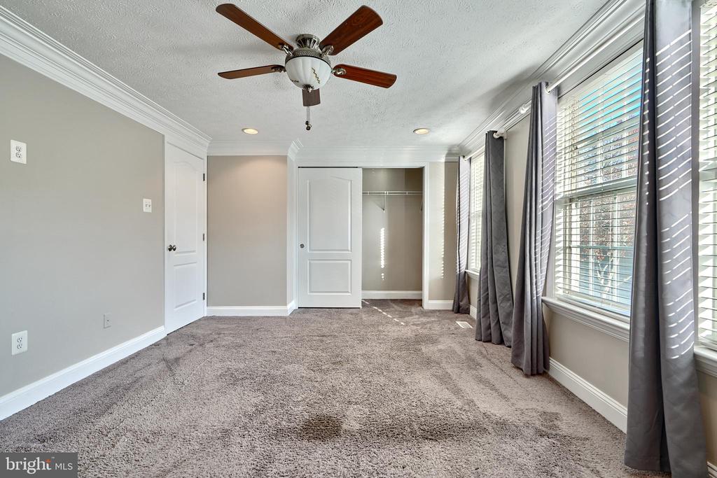 12 Shrewsbury Ct