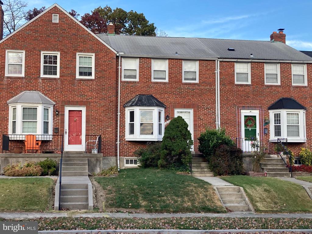 1674 THETFORD ROAD