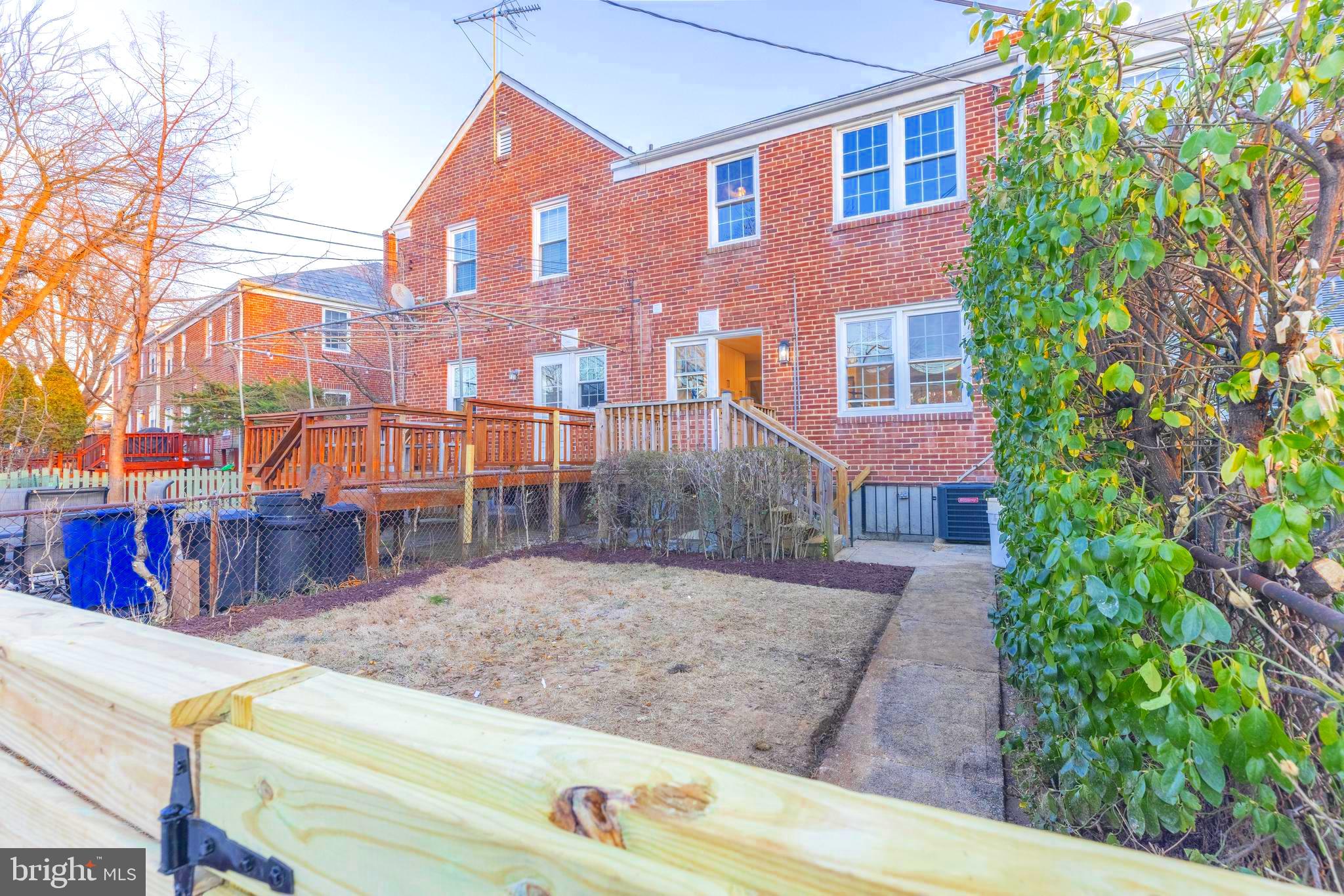 144 Stevenson Ln