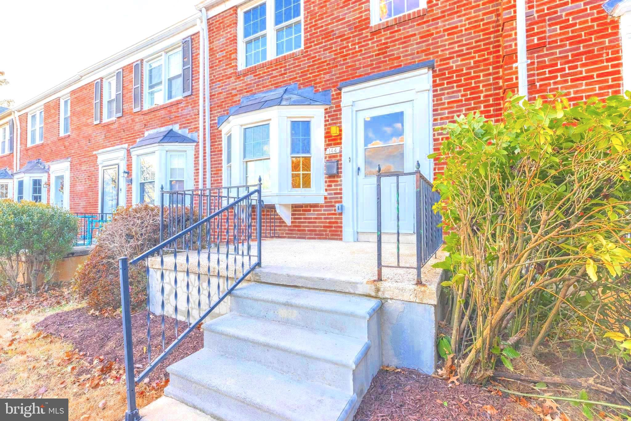 144 Stevenson Ln