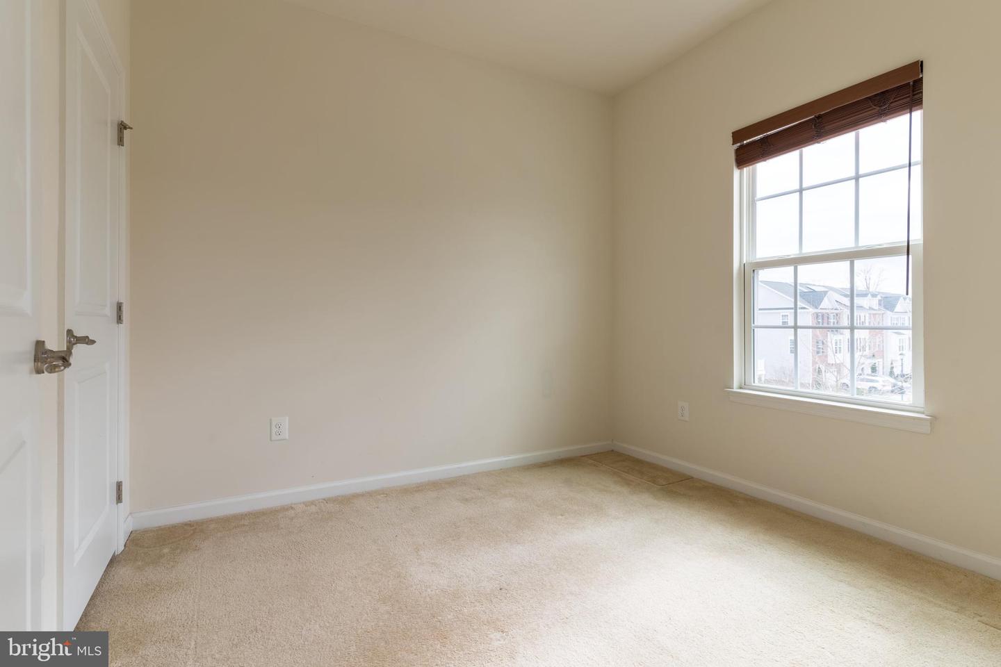 9462 Ballard Green Dr