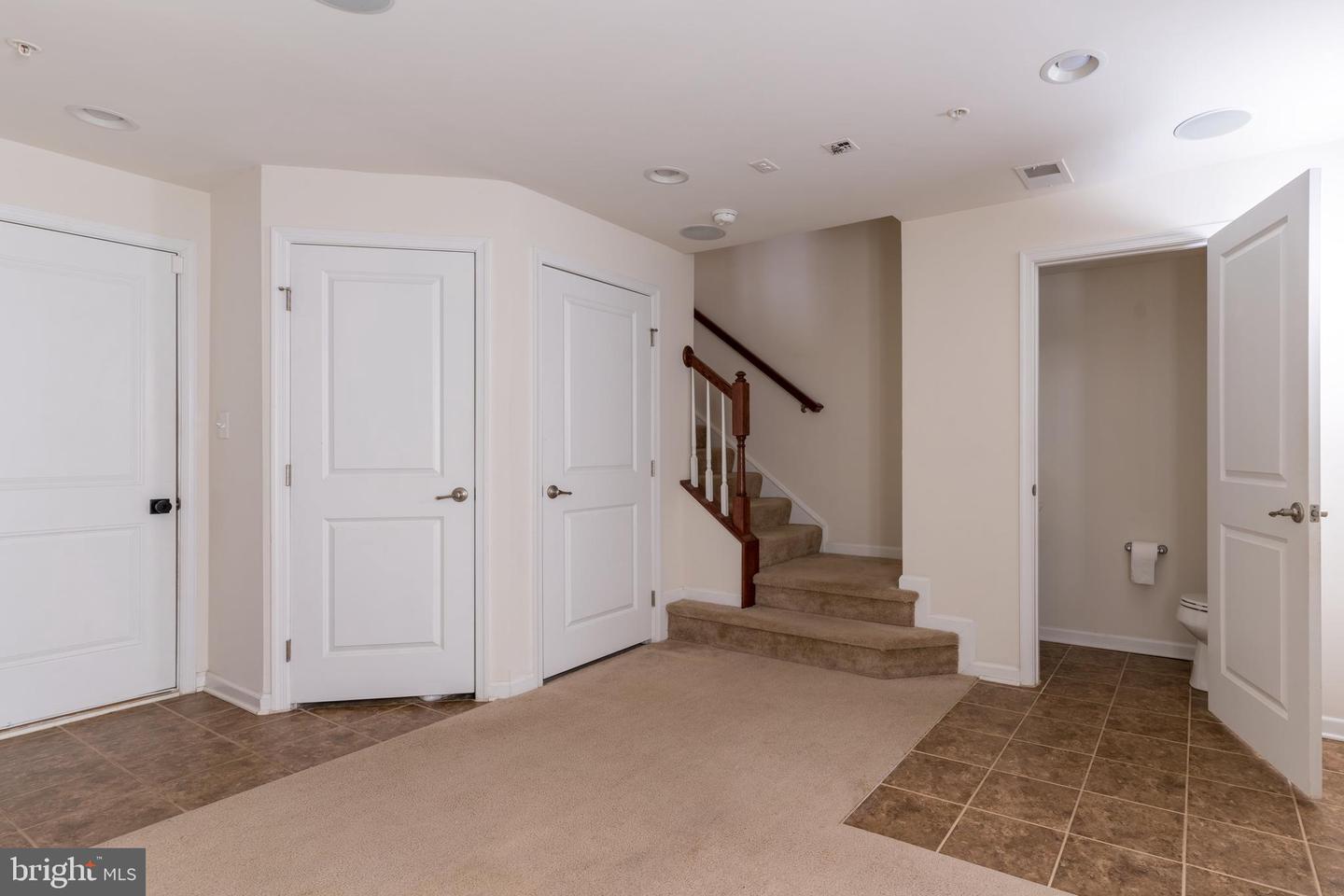 9462 Ballard Green Dr