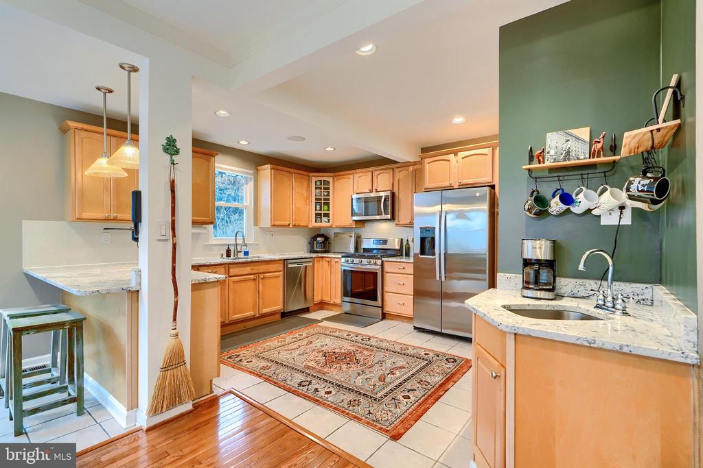 12 OAKWAY RD