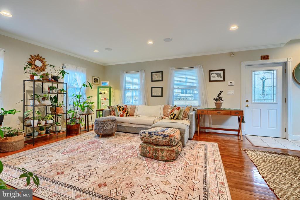 12 OAKWAY RD