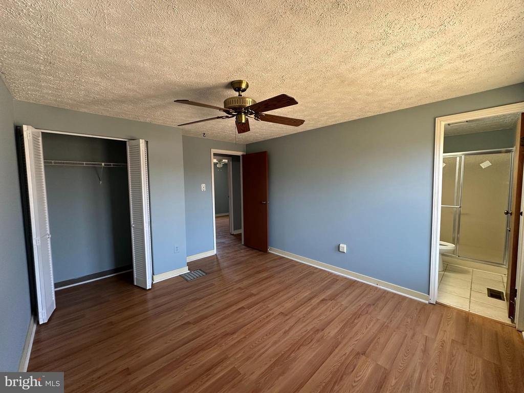 4 MELANIE CT