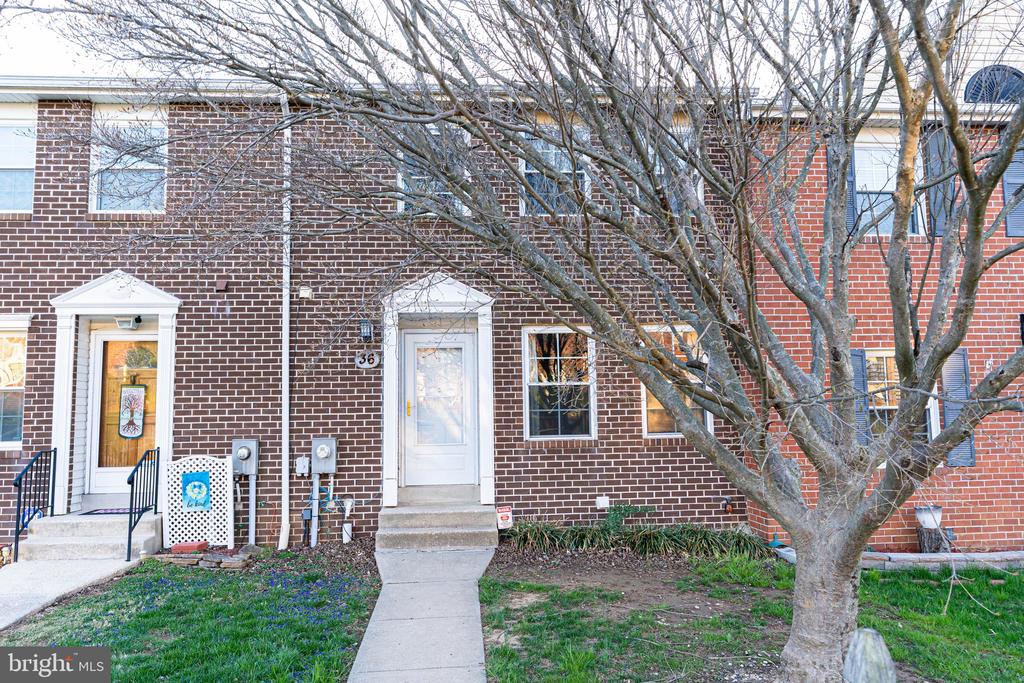 36 Perryfalls Pl