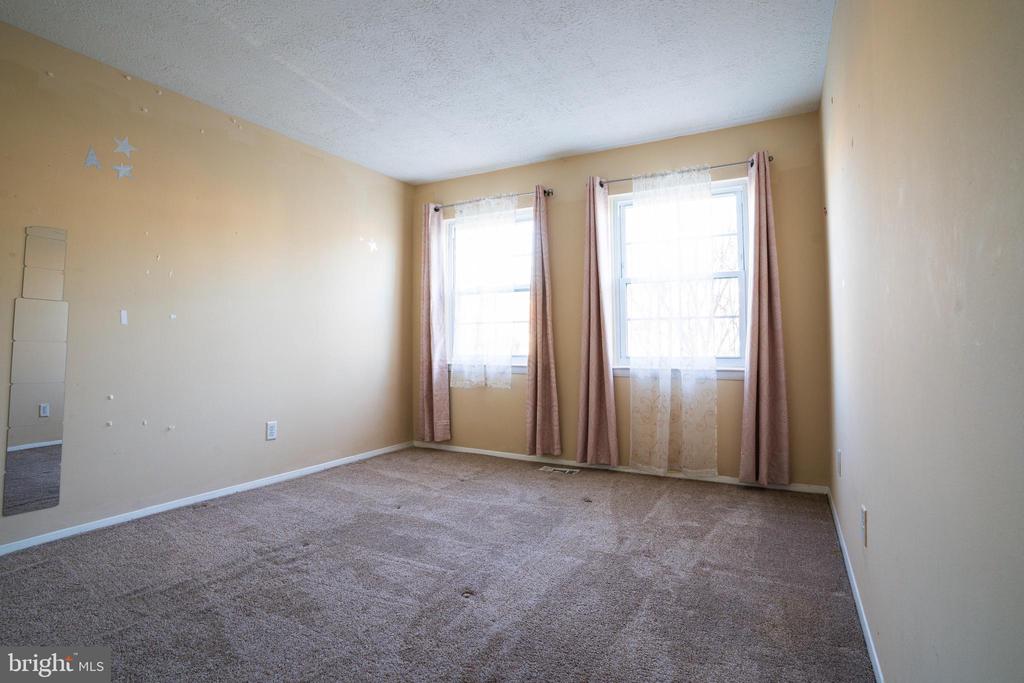 36 Perryfalls Pl