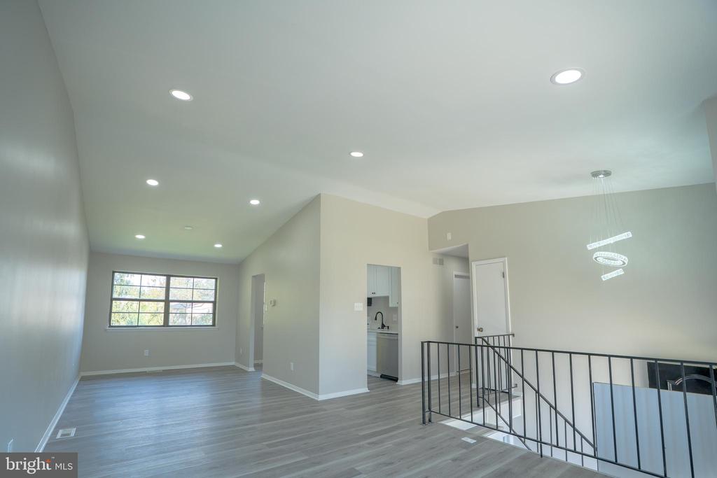 9103 Summer Park Dr
