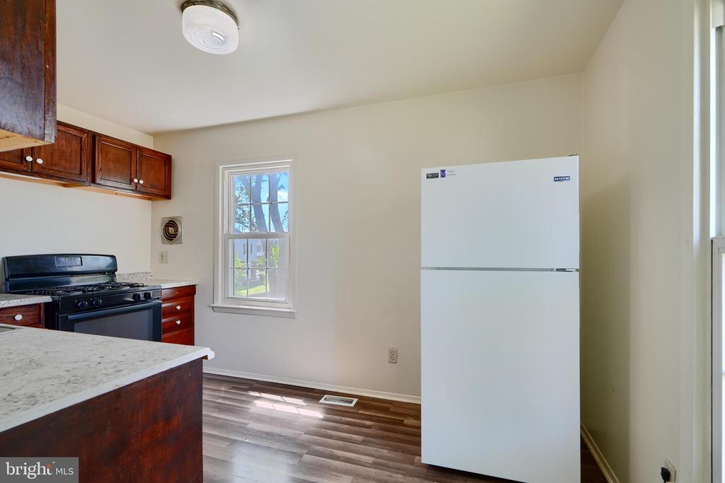 19 Melken Ct #5j