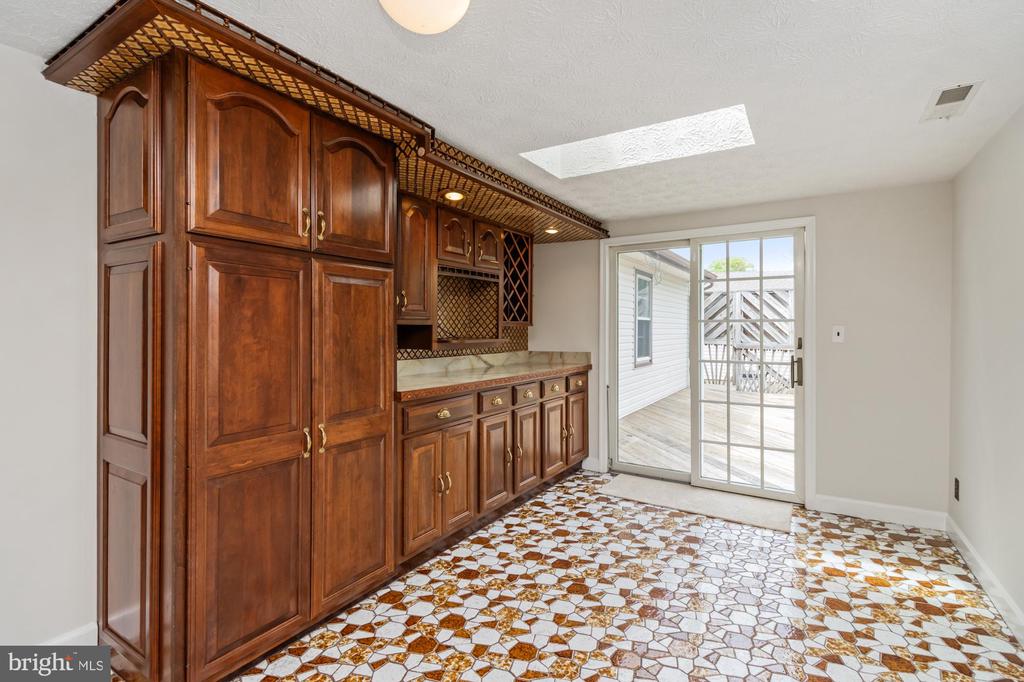 8809 DEARBORN DRIVE